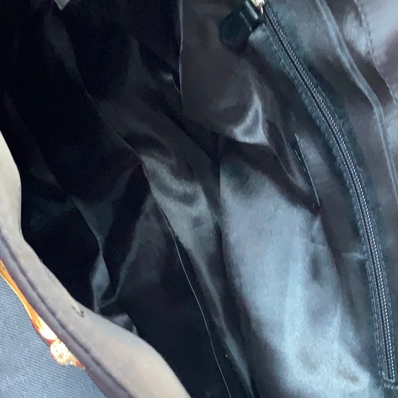 New Purse - Picture 2 of 2